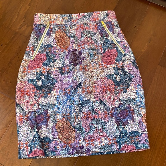 H&m pencil skirt psychedelic print - Picture 1 of 3